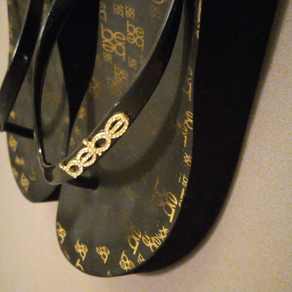 Bebe Foam Wedge Sandals Size 7.5 - Picture 3 of 8